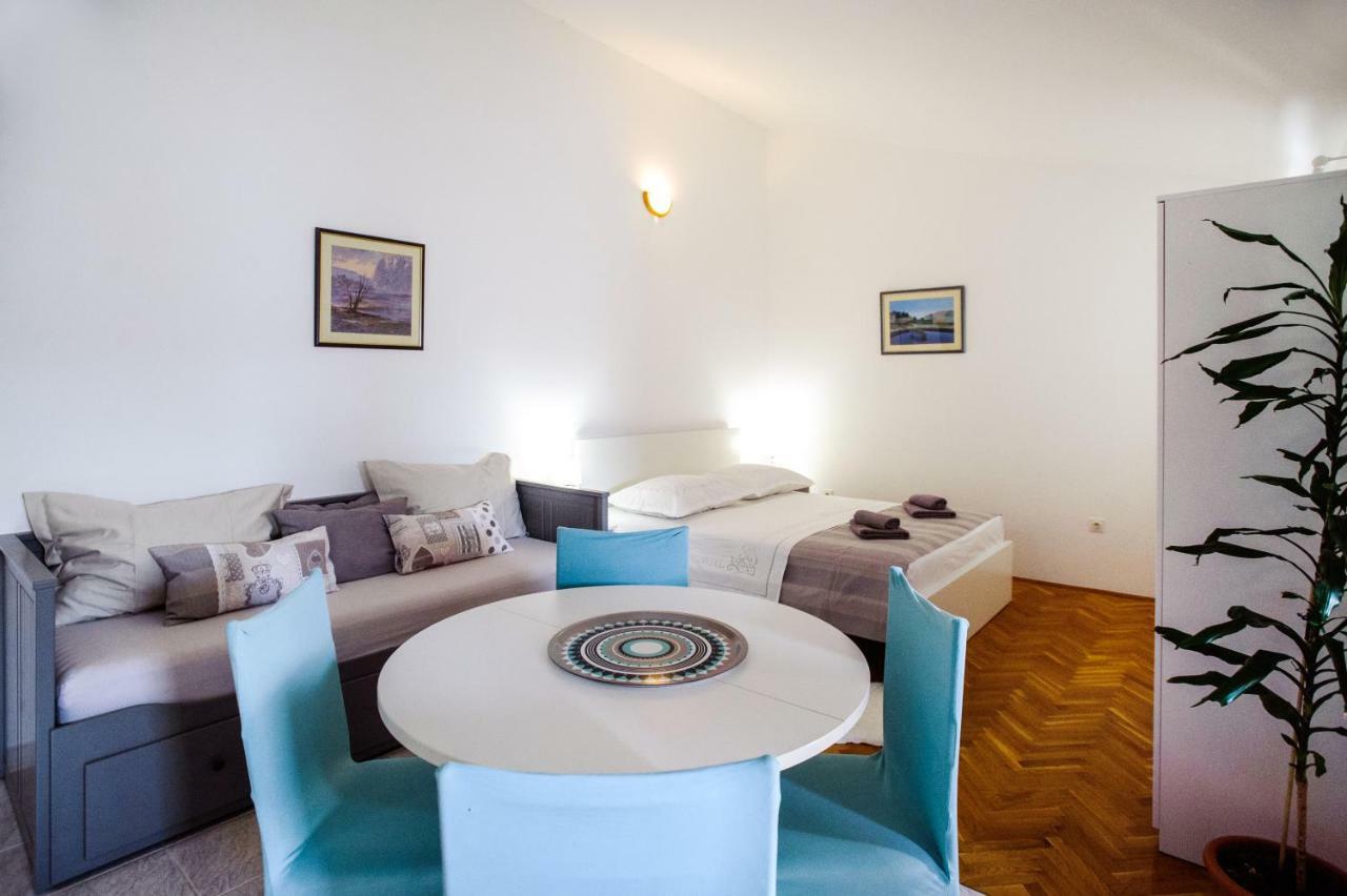 Apartments Korda L&M- Suhi Potok Jesenice  Εξωτερικό φωτογραφία