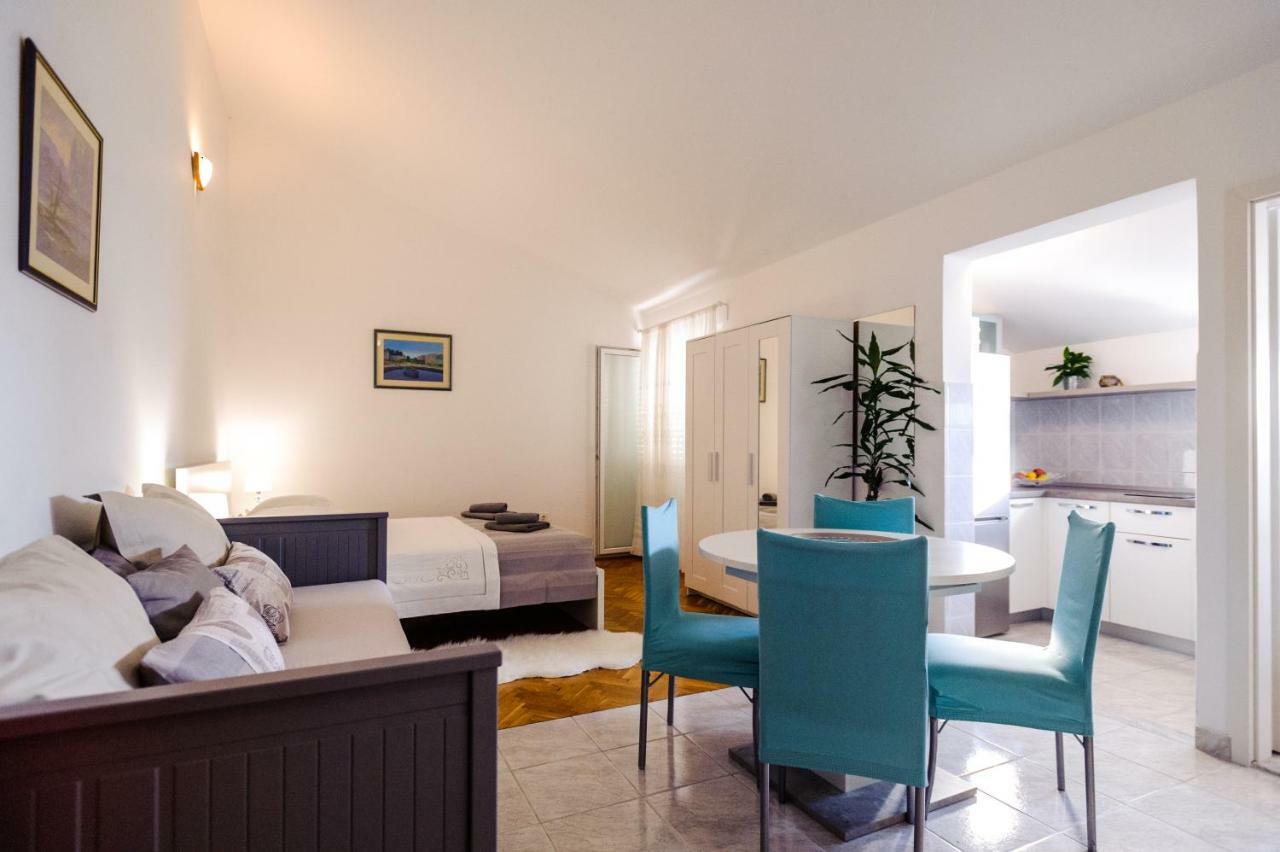Apartments Korda L&M- Suhi Potok Jesenice  Εξωτερικό φωτογραφία